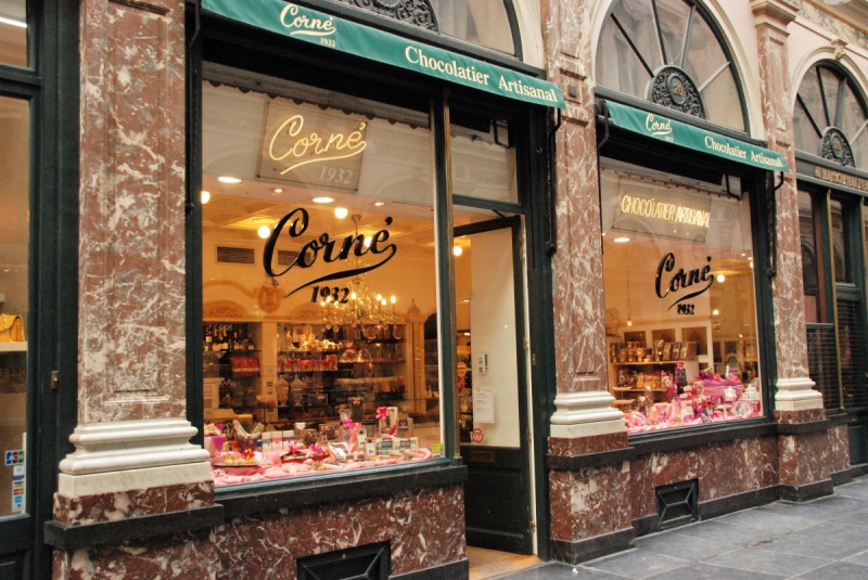 boulangerie-TOUET SUR VAR-min_chocolate_chocolaterie_shop_luxury_chic_gallery_brussels_belgium-558146